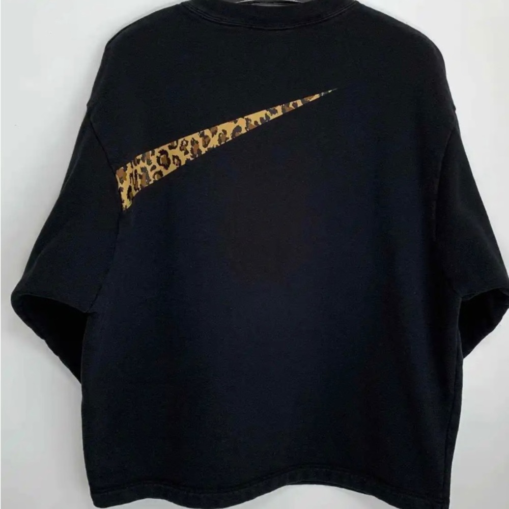 Nike NSW Leopard Swoosh Oversized Heavy Logo Crewneck Sweatshirt Womens Small